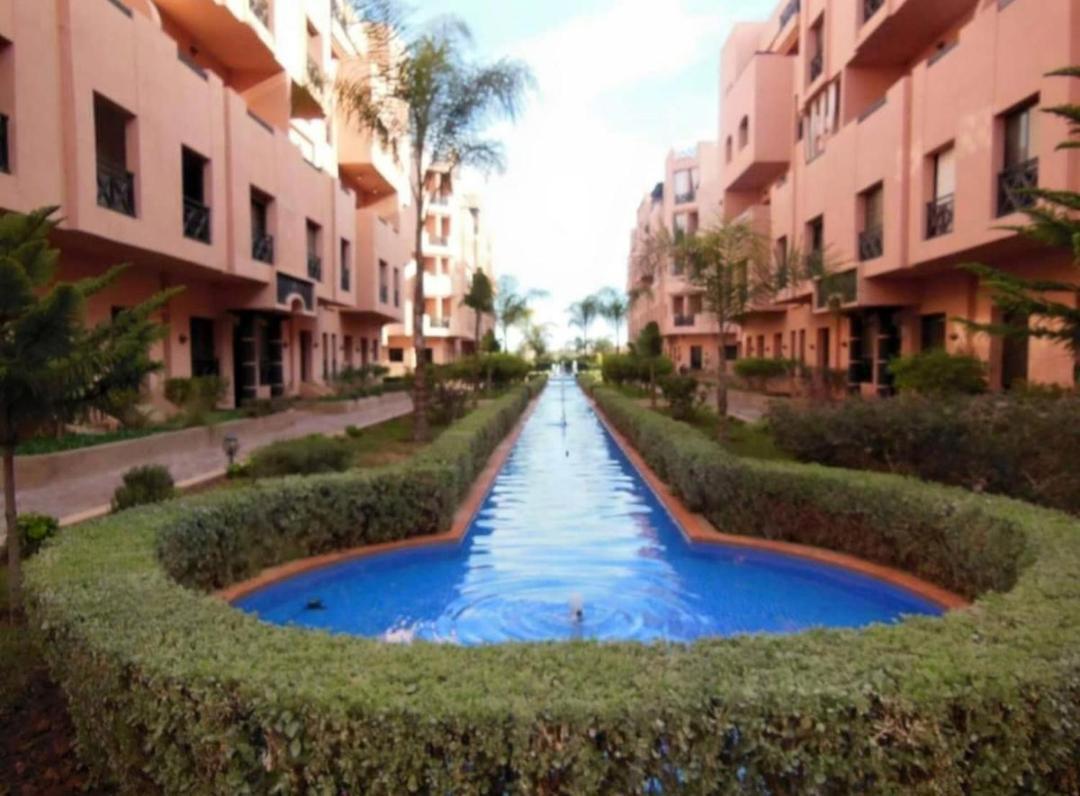 Cosy Flat And Pools *
