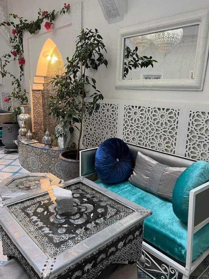 1001 Couleurs Guest house