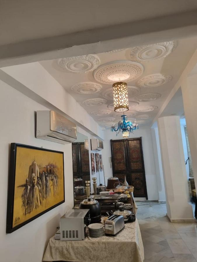 Des Brunchs Sur La Prestigieuse Avenue Mohamed Vi *