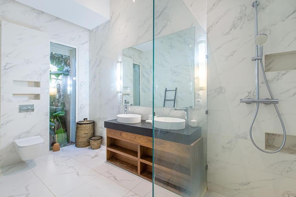 Safiya, Luxe Et Detente, Jeux, Cuisiniere Villa