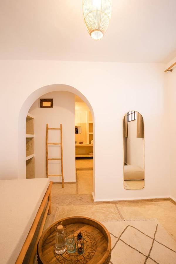 Rahal Hotel *