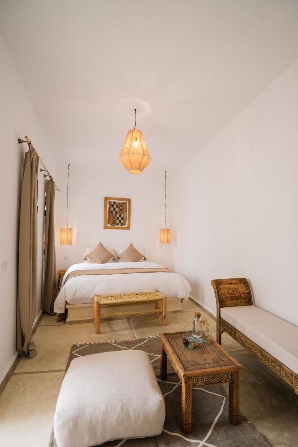 Rahal Hotel