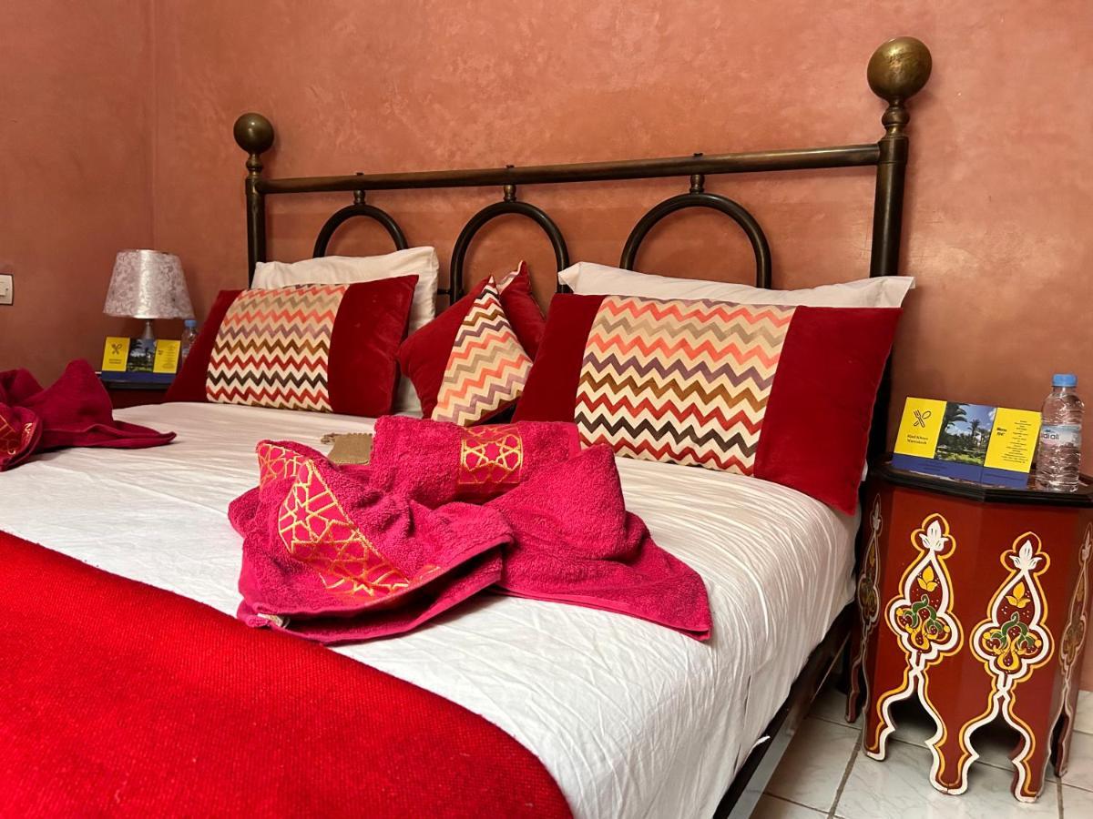 Khoya Guest house *