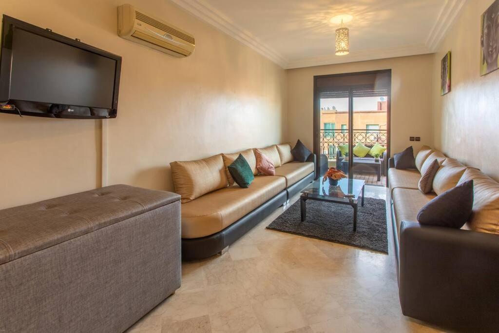 A Stunning 2 Bedroom Hivernage Appartement