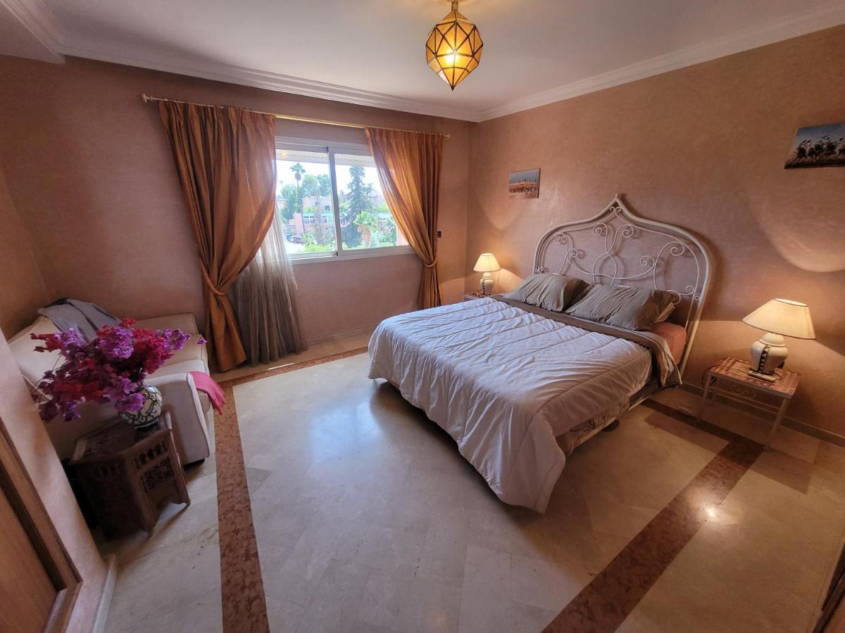 Logement Entier De 140 M² Et Jacuzzi Privatif * Marrakesh