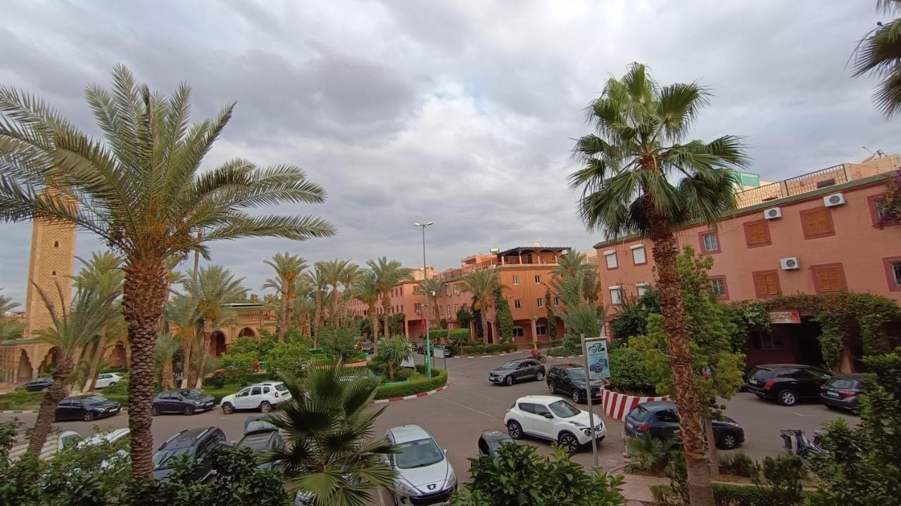 A Marrakech Dans La Touristique Al Qaria Assiyahia