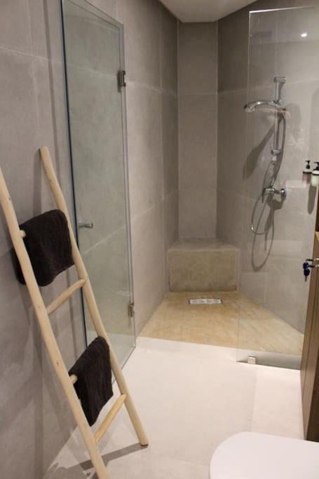 Moderne Proche Macdo Rte Casa *