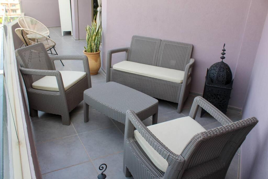 Moderne Proche Macdo Rte Casa *