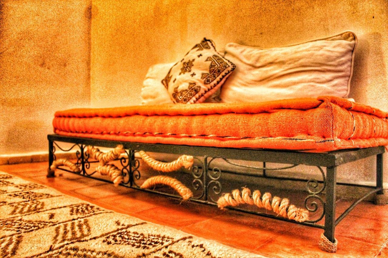 Dar Nakhla & Rooftop Jacuzzi Bed and breakfast *