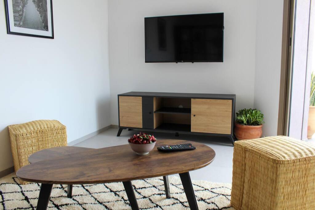 Moderne Proche Macdo Rte Casa