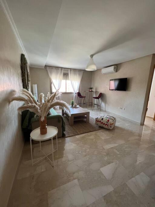 Petit Moderne Et Cosy En Plein Centre Appartamento *