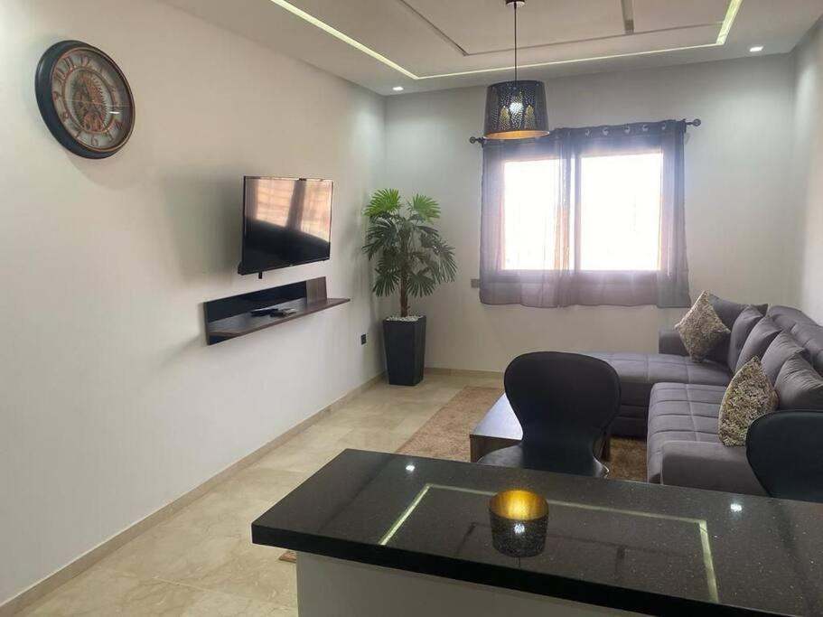 Appartement Et Bien Equipe Avec Piscine *