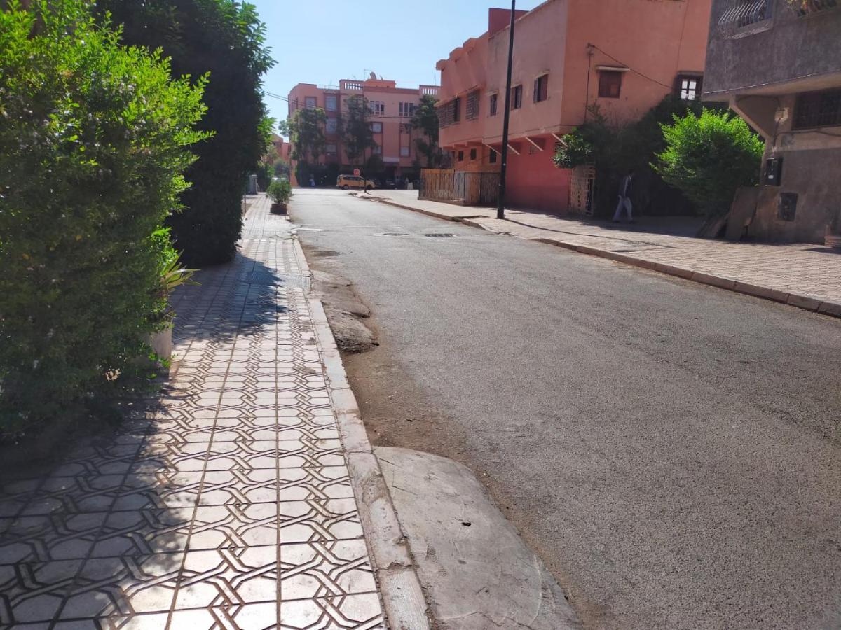 Relax Marrakech, عائلية بمراكش متوفرة على غرفتين Appartement *