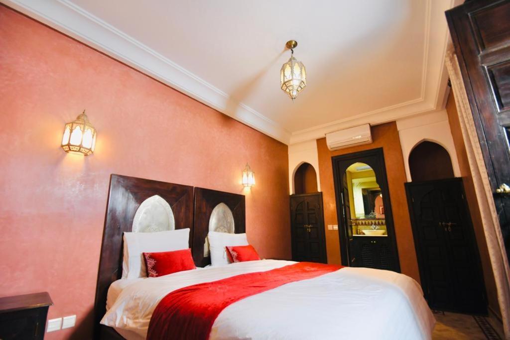 Guest house Lfassi *