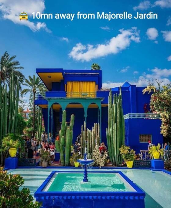Plein Centre Marrakech, Grand Balcon Filant Apartment