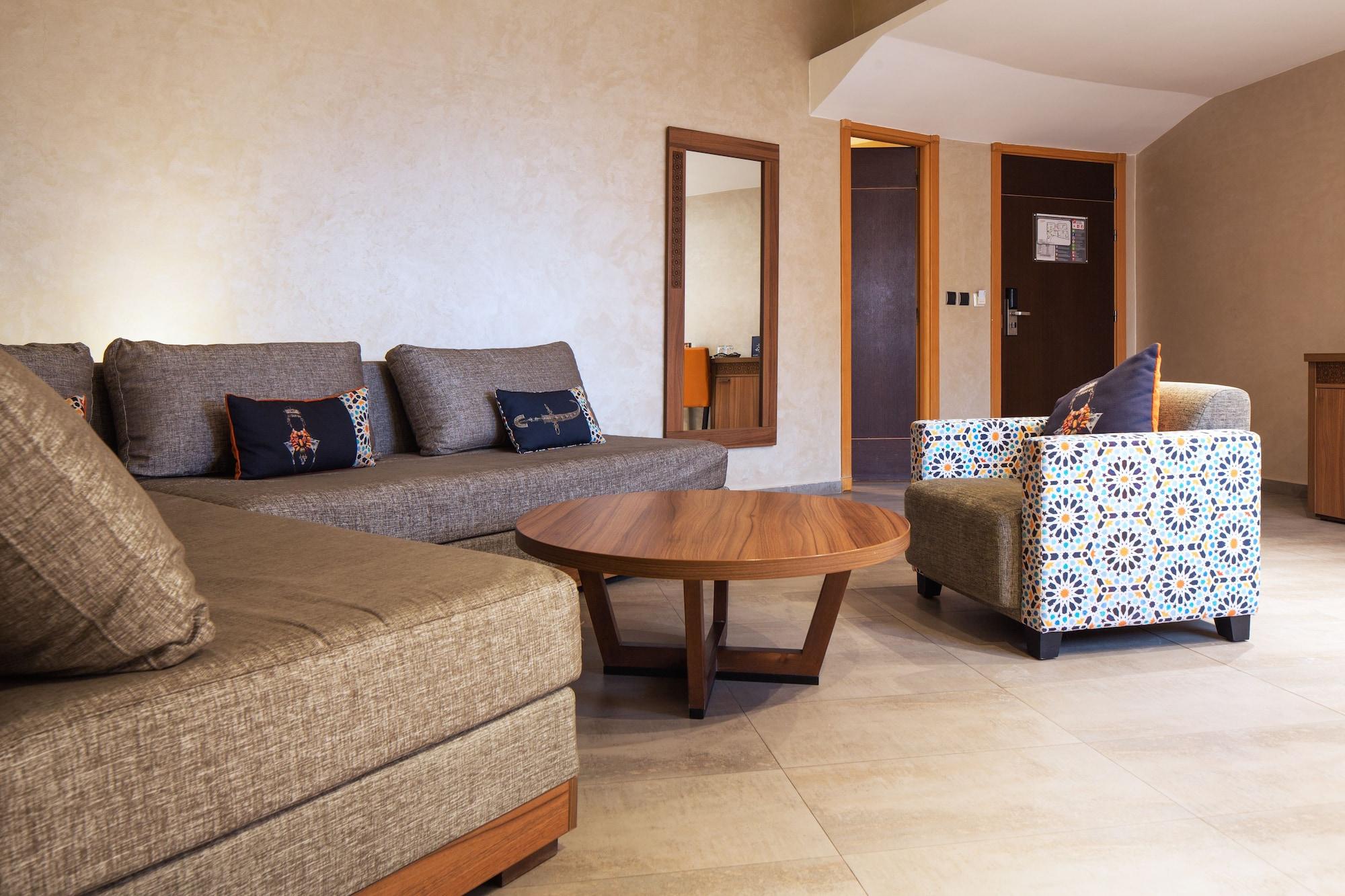 Hotel Dellarosa Boutique And Spa