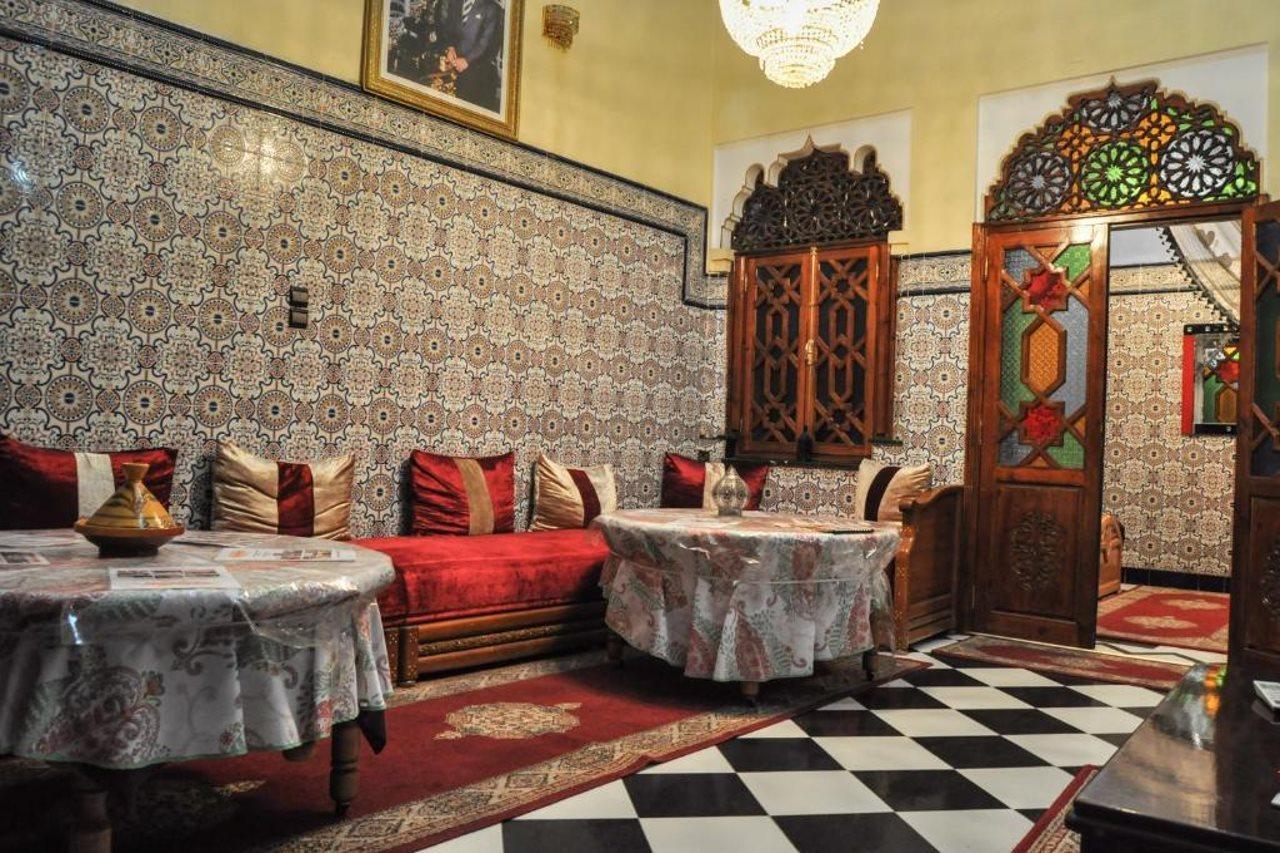Fatouma Couette-café