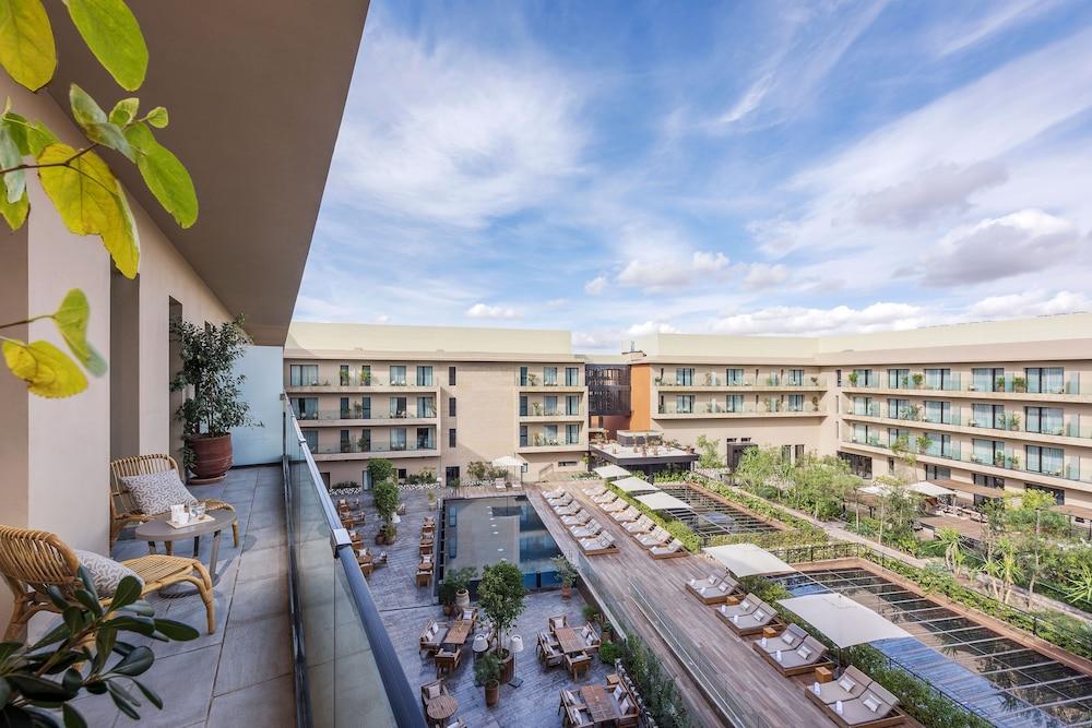 Hotel Radisson Blu Marrakech, Carre Eden 5*