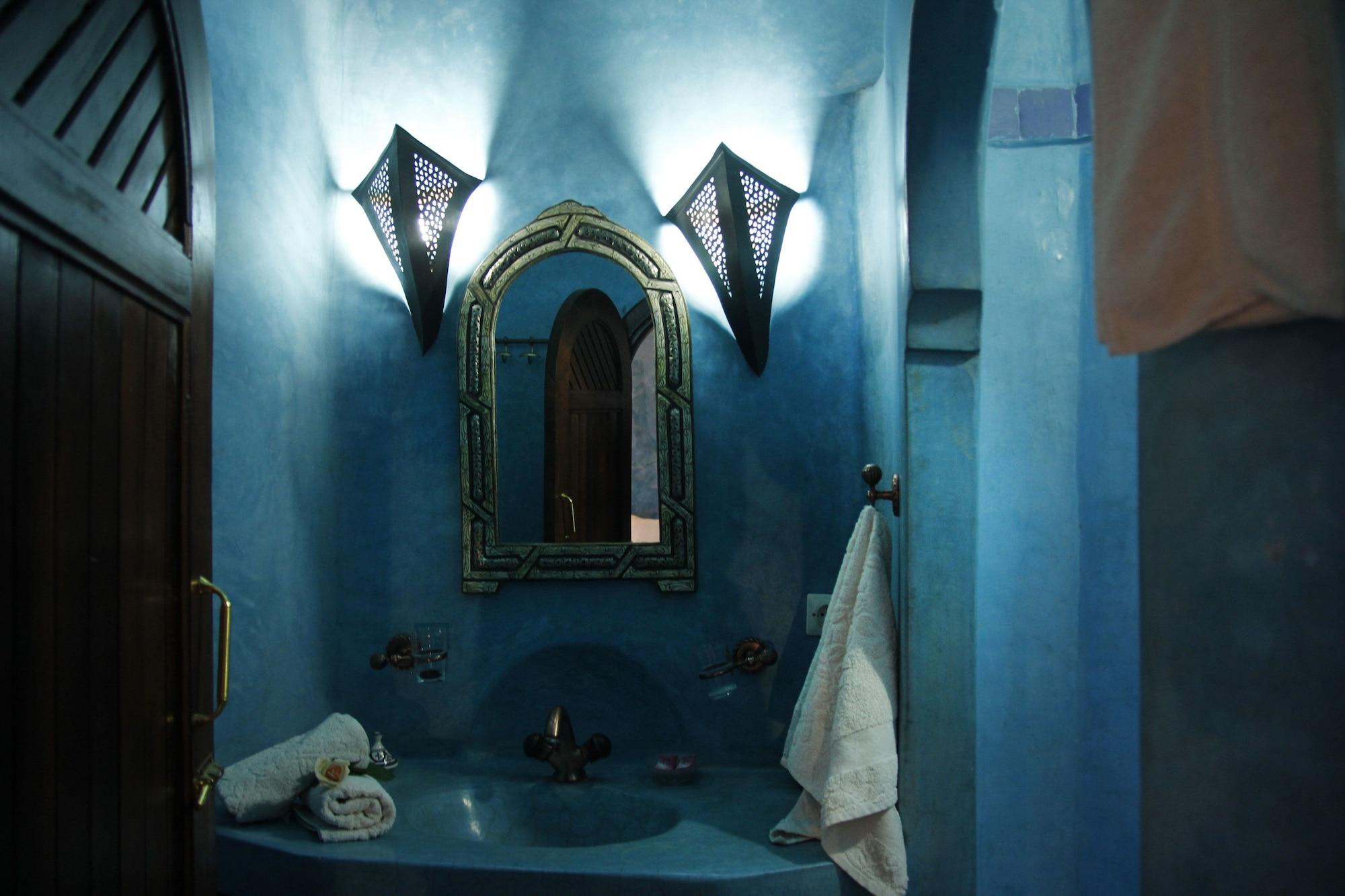 Azenzer Riad 3*