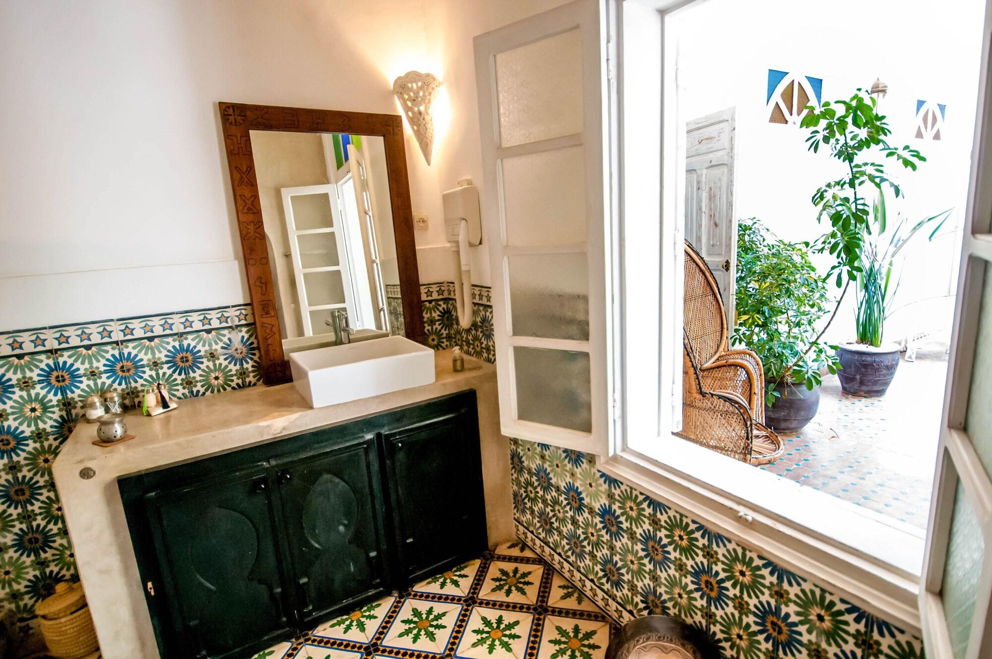 Almeria & Riad