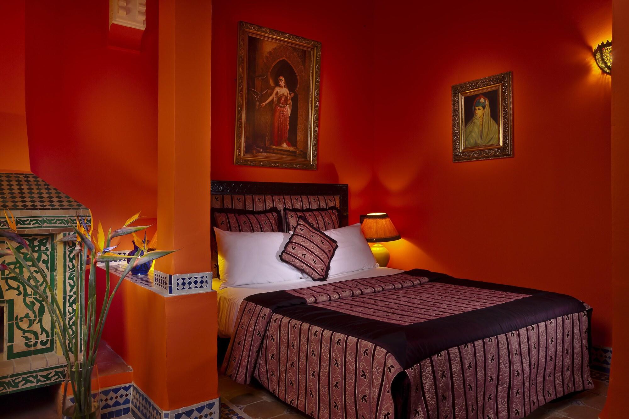 Riad 58 Blu 4*