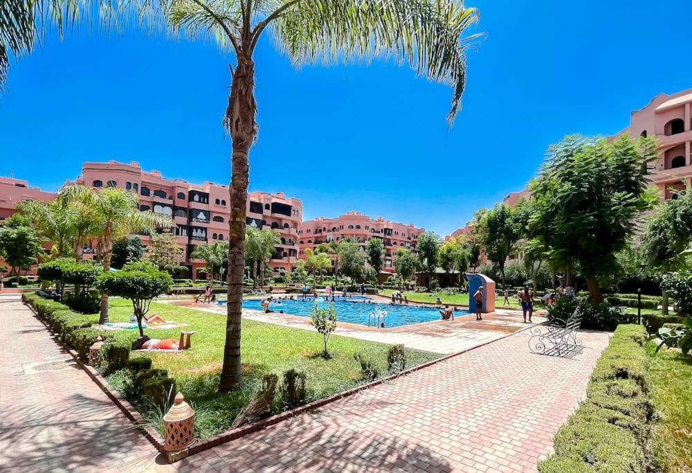 Touristique A 5 Piscines Appartement *