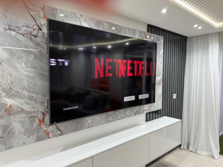 Super Moderne Neuf Appartement *