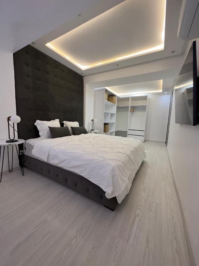 Super Moderne Neuf