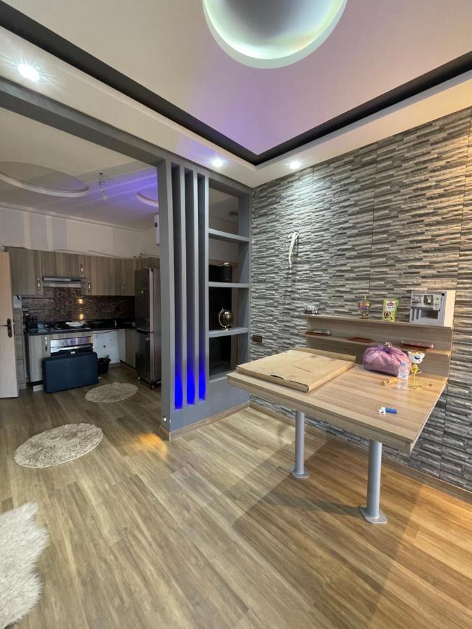 Cosy In The Center Of The Red City Apartment