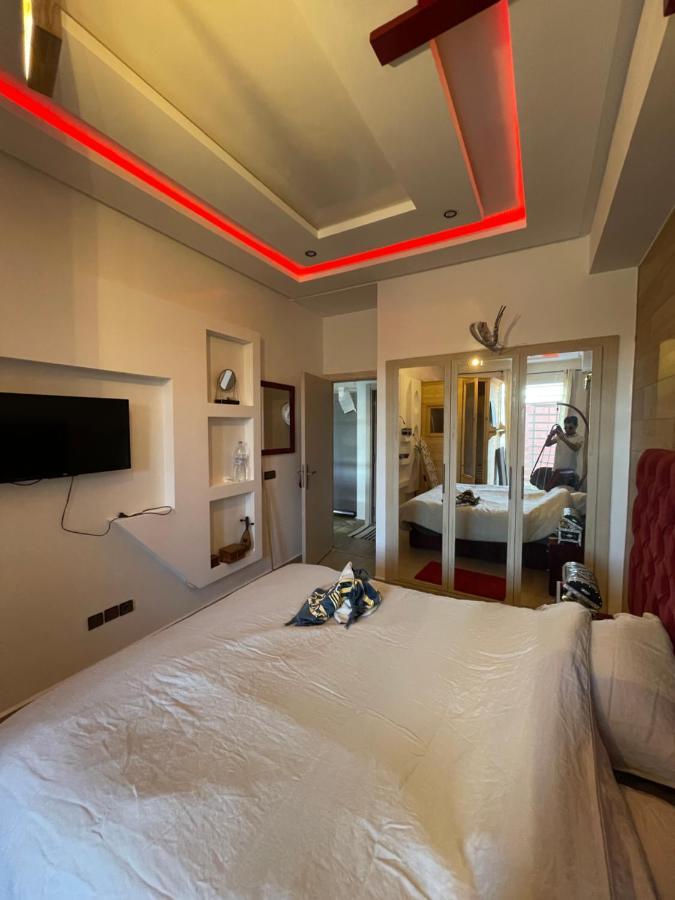 Cosy In The Center Of The Red City Apartment *