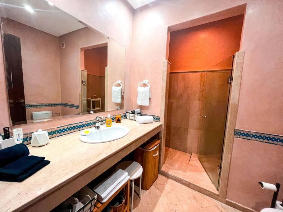 Appartement Luxueux Au Centre De Marrakech *