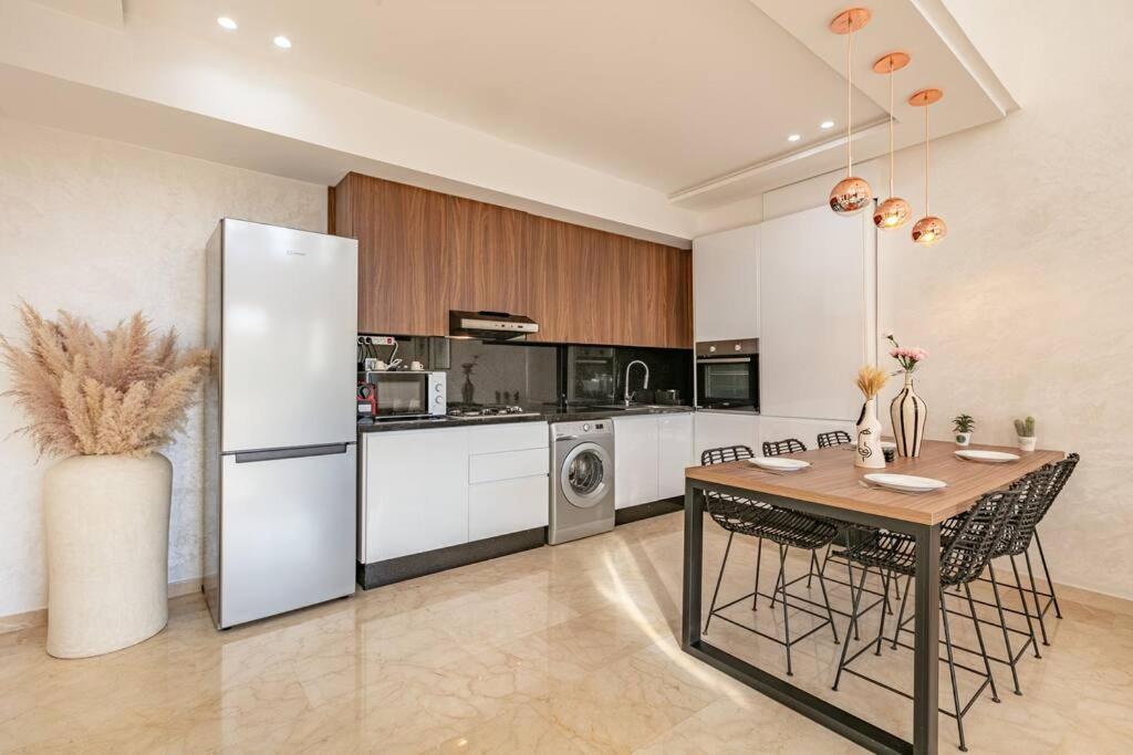 Duplex Design, Terrasse Menara Garden Appartement