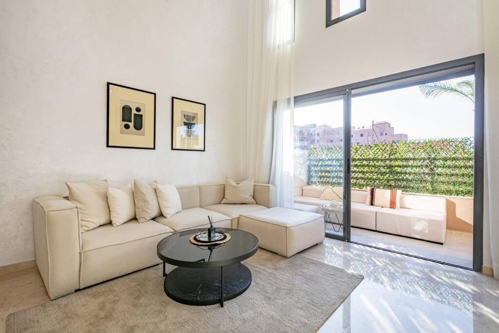 Duplex Design, Terrasse Menara Garden Appartement