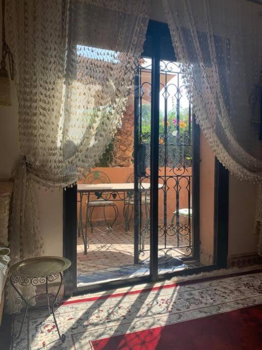 Appartement 2-bedroom + Salon In The Heart Of The Palmeraie *