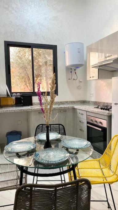 Appartement Elegant Masterpiece With Swimingpool 7 Minutes To Gueliz Downtown Marrakesh