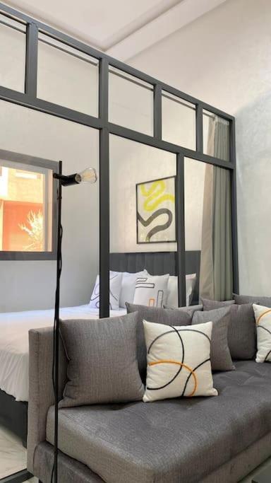 Elegant Masterpiece With Swimingpool 7 Minutes To Gueliz Downtown *