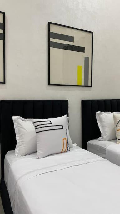 Elegant Masterpiece With Swimingpool 7 Minutes To Gueliz Downtown *
