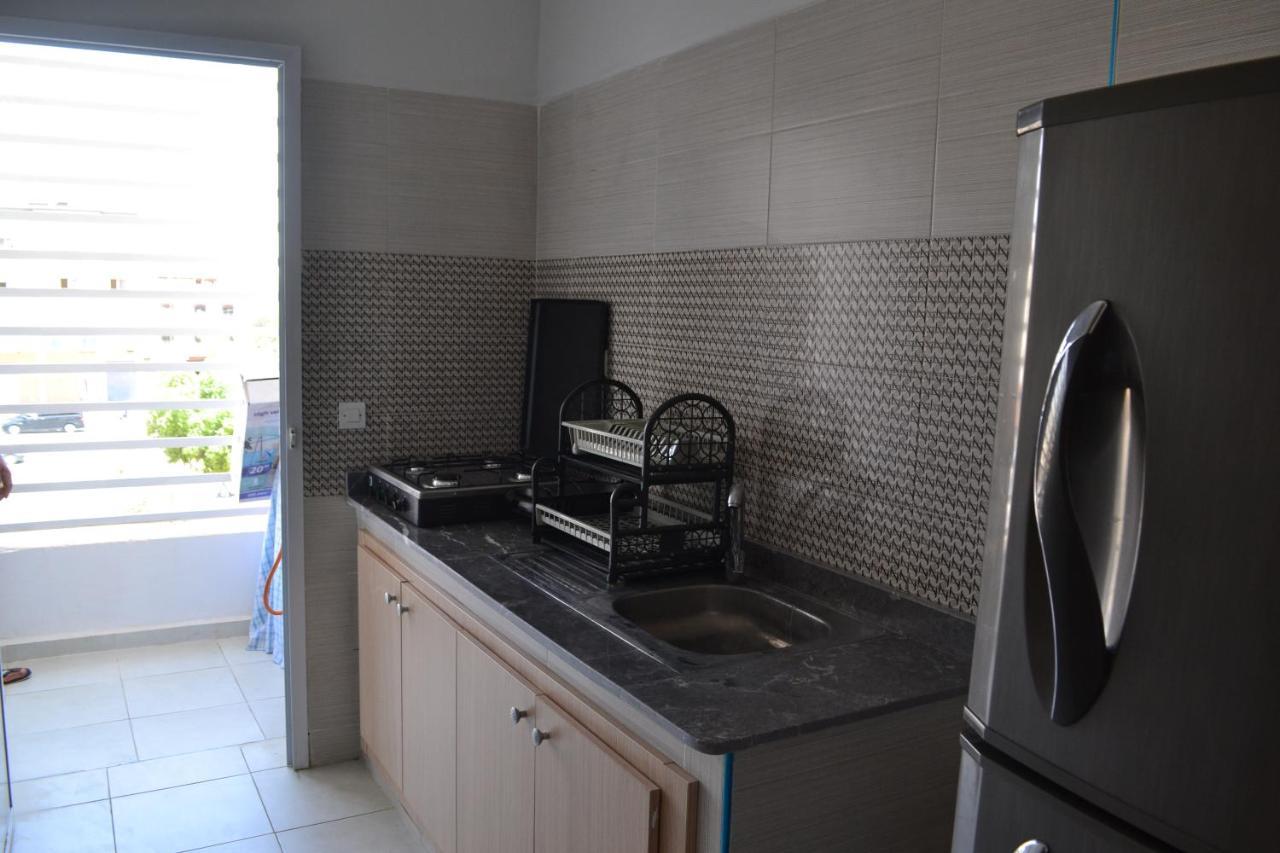 Pret De L'aeroport Apartment