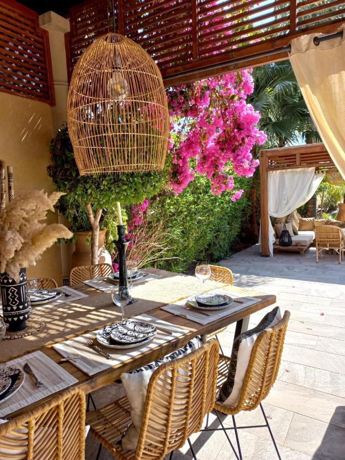 Rouge Villa *