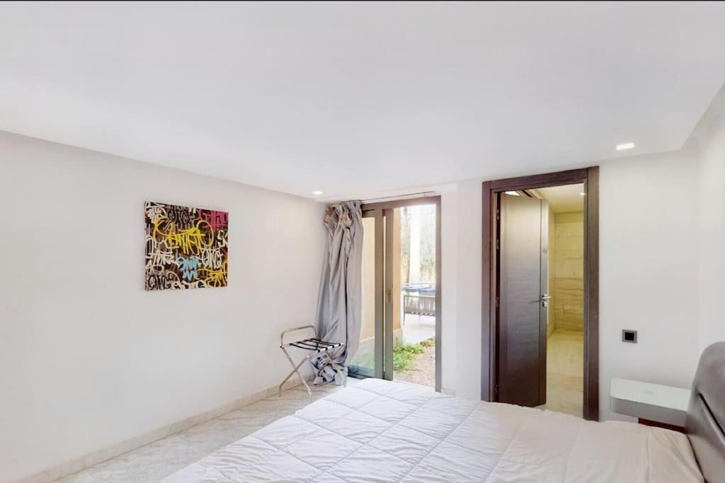 Duplex Moderne 233m2 Dans Une Magnifique Villa *