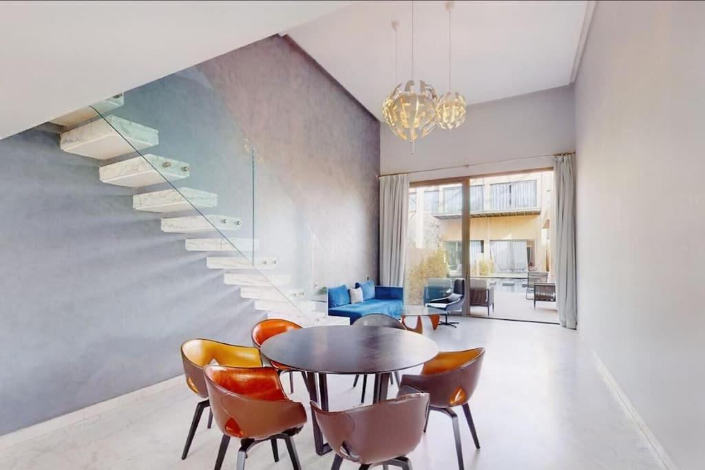 Villa Duplex Moderne 233m2 Dans Une Magnifique *