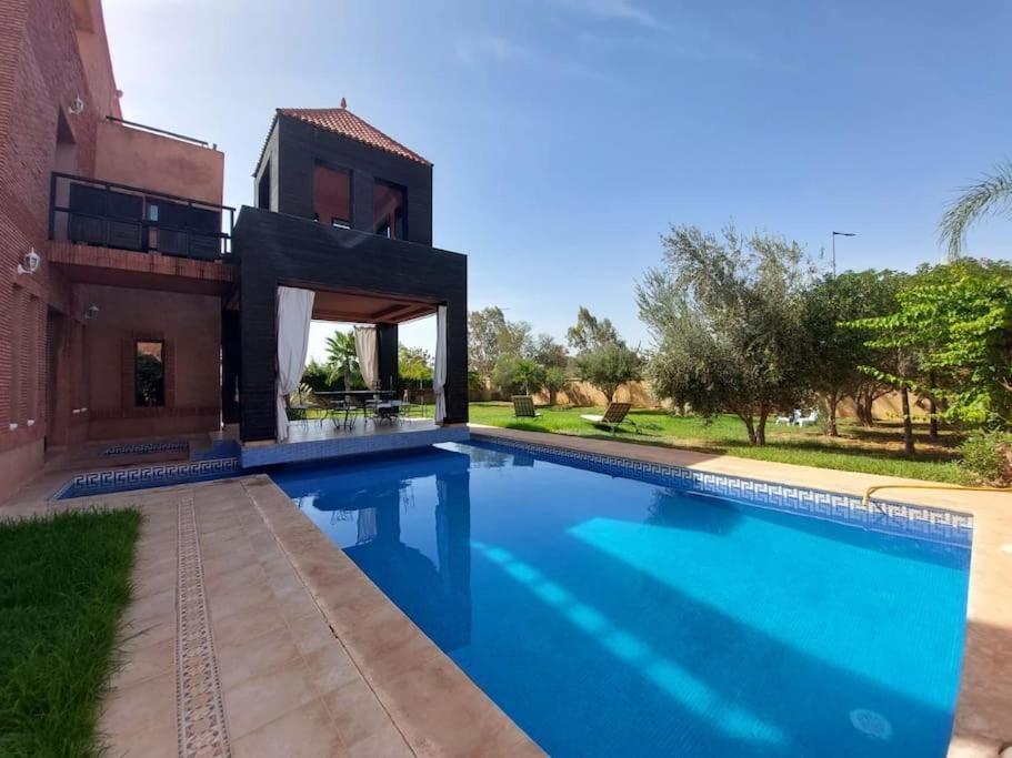Villa Ily By Manzal *