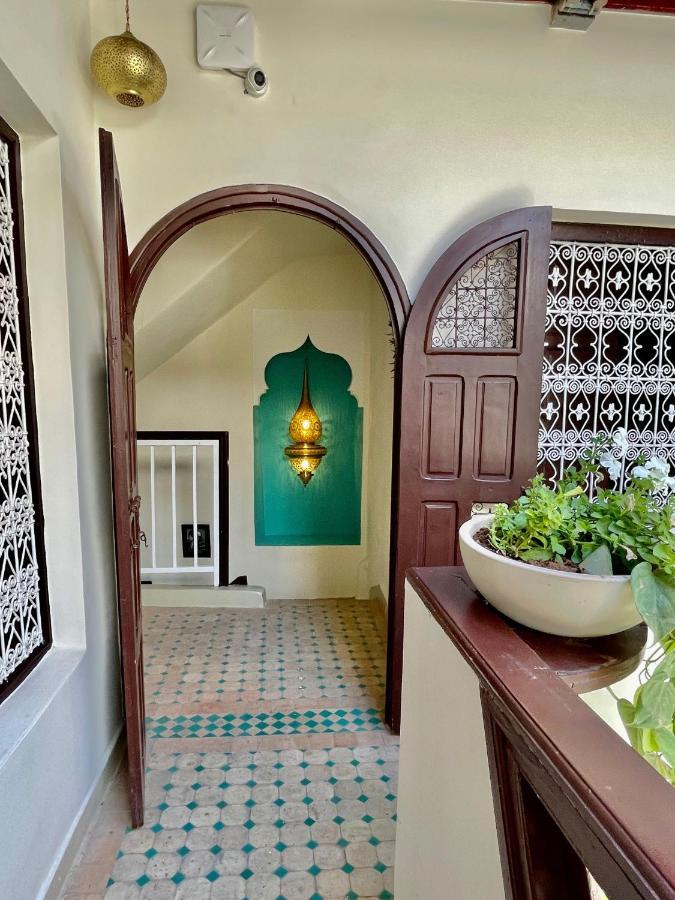 Riad Jolie *