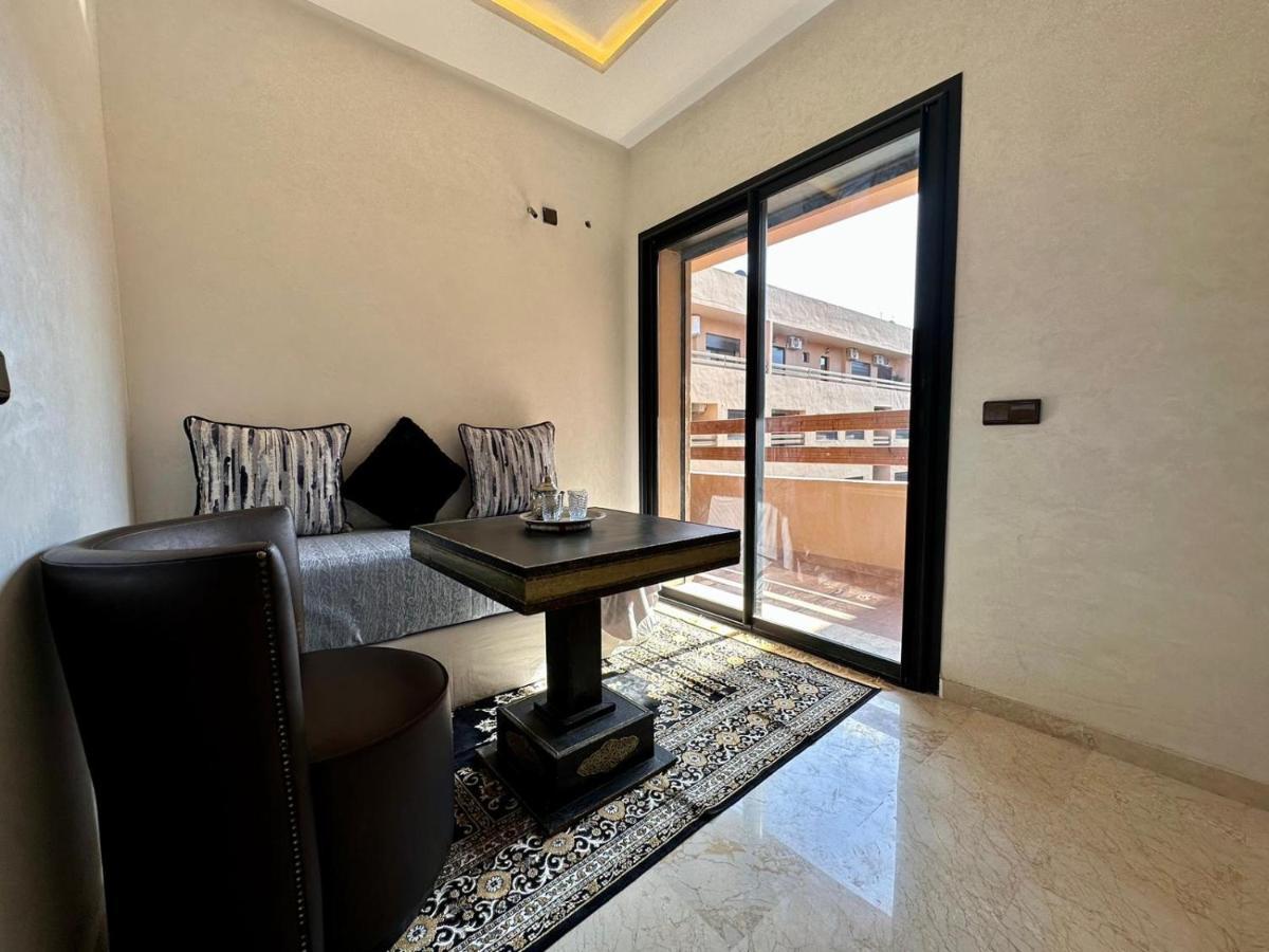 Ennour Piscine Aparthotel *