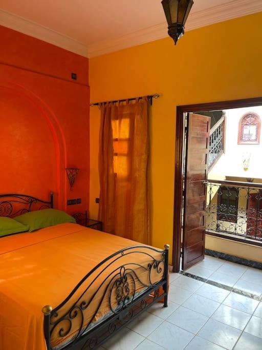 Dxb 4 Apartment *