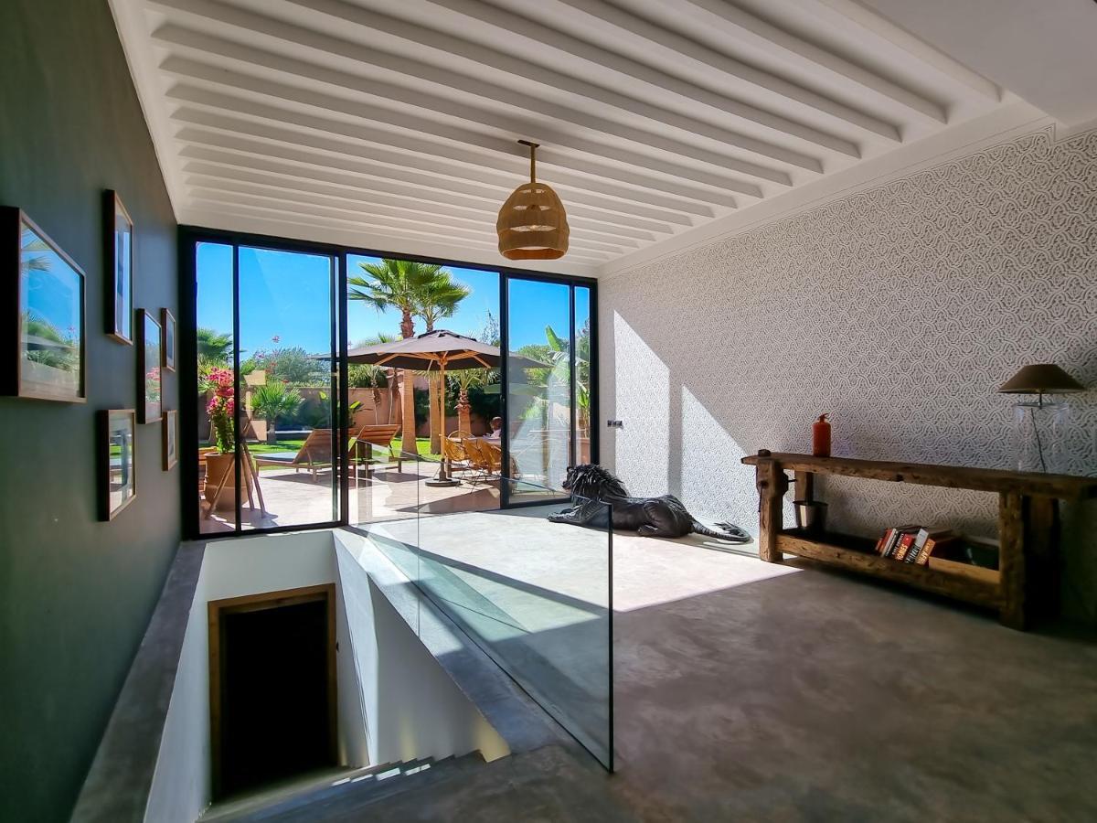 Avec Gouvernante Et 2 Piscines Dont Chauffee Dans Domaine Securise Villa Marrakesh