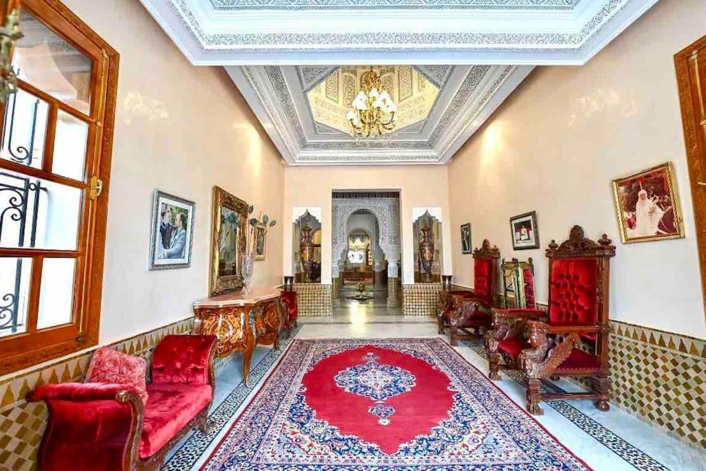 Palais Azale