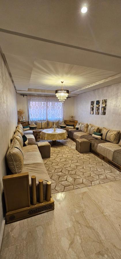 Family With Swimming Pool Air Conditionning And Elevator *