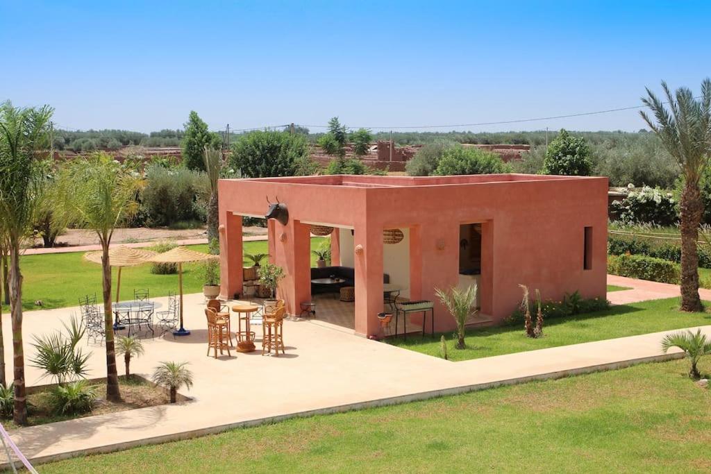 Villa Dar Lalla Mhalla 975m2 5ch - Rt De Fes Marrakesh