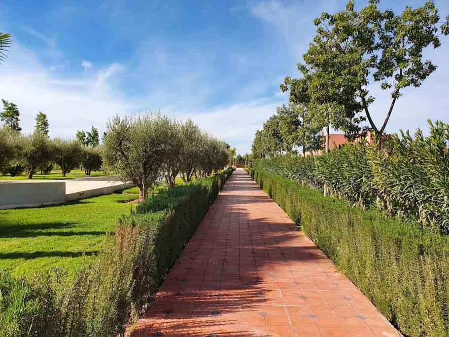 Villa Dar Lalla Mhalla 975m2 5ch - Rt De Fes *